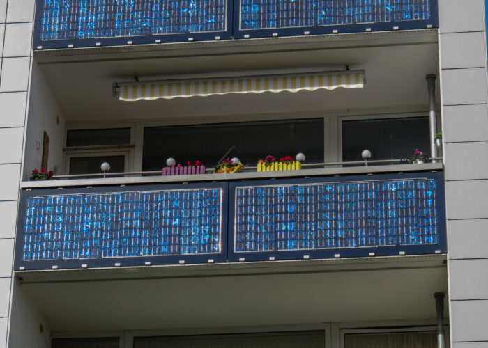 Stecker-PV – Steck die Sonne ein! Solarstrom von Balkon und Terrasse